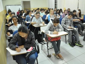 Fiec abre concurso público para professor de ensino técnico em Enfermagem